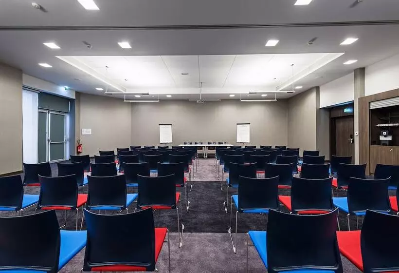 Fotos del hotel Golden Tulip Marseille Euromed:  21