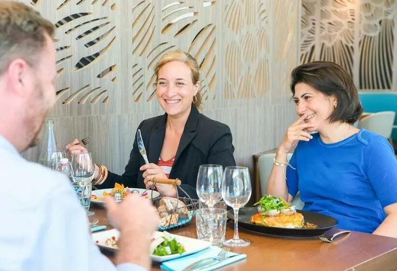 Fotos del hotel Golden Tulip Marseille Euromed:  20