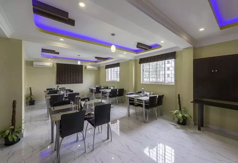 Fotos del hotel Treebo Trend Daffodil Suites:  8