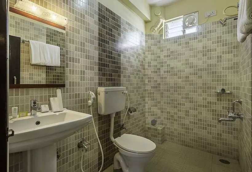 Fotos del hotel Treebo Trend Daffodil Suites:  9