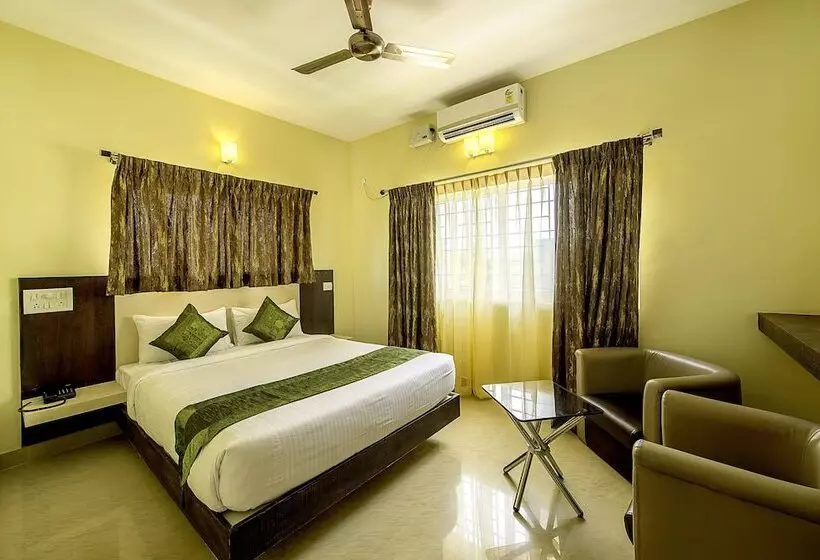 Fotos del hotel Treebo Trend Daffodil Suites:  16