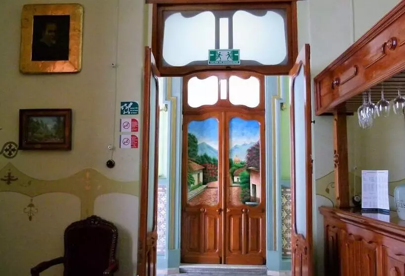 Fotos del hotel Small Luxury Hotel Azcami:  2