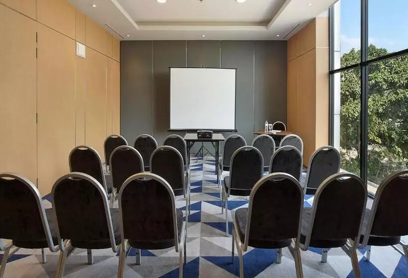 Fotos del hotel Swiss-belinn Simatupang:  7