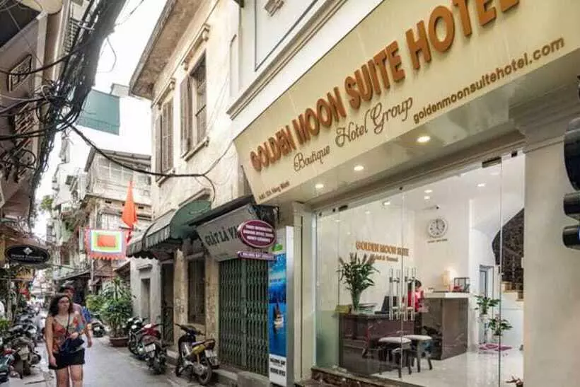 Golden Moon Suite