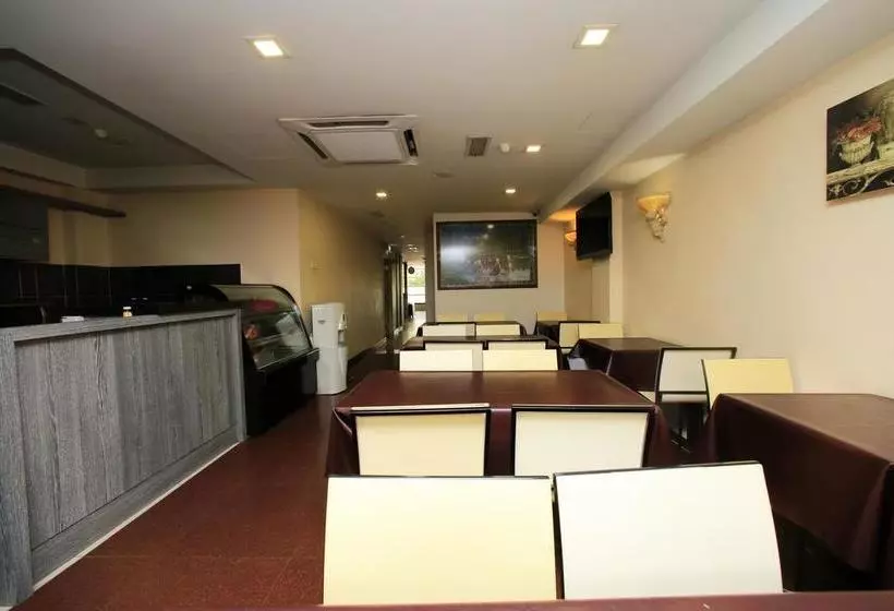 Fotos del hotel Oyo Rooms Sentul Menara Business Centre:  5