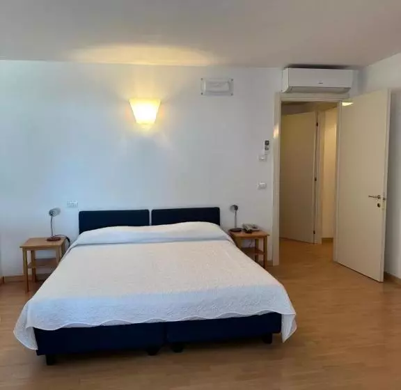Fotos del hotel Naut Porto San Vito:  7