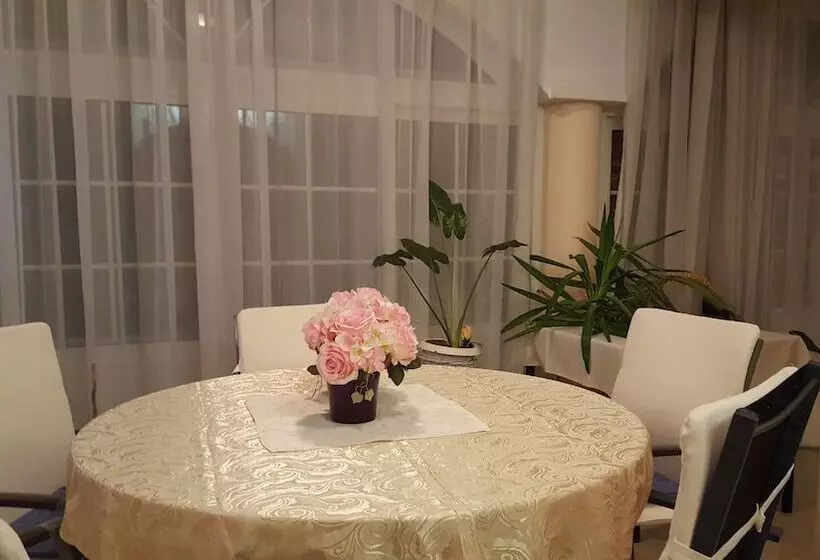 Fotos del hotel Art Depandansa:  11