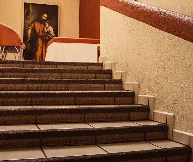 Fotos del hotel Casa De Oración San José:  14