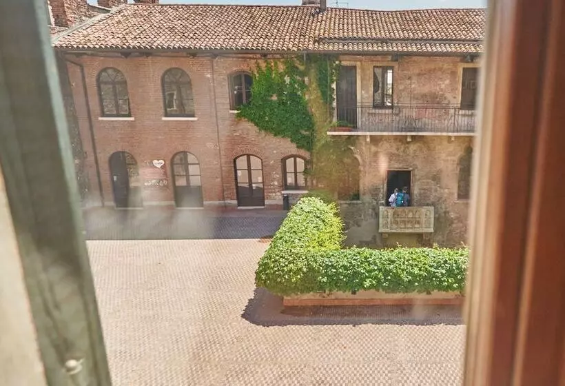 Fotos del hotel Le Suite Di Giulietta:  9
