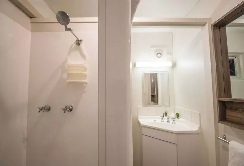 Fotos del hotel 96 On Arthur Apartments:  11