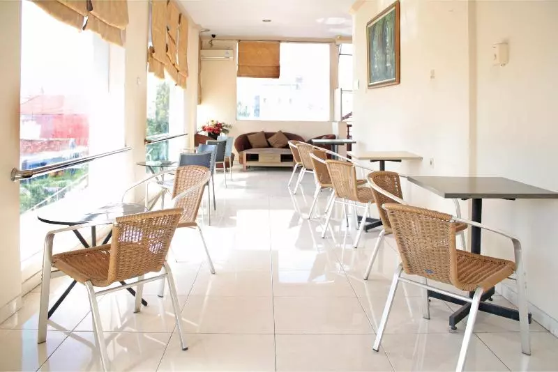 Fotos del hotel Graha Dpt 33:  17