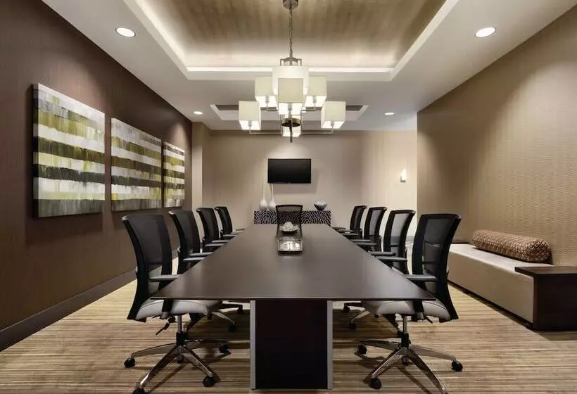 Fotos del hotel Hilton Garden Inn Calgary Downtown:  7