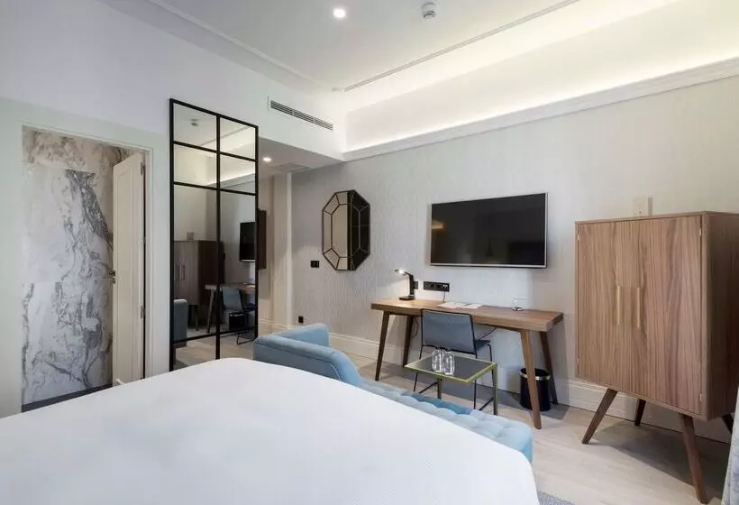 Doubletree By Hilton Madridprado