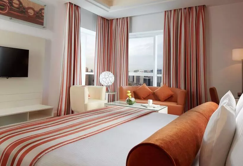 Fotos del hotel Golden Tulip Downtown Abu Dhabi:  10