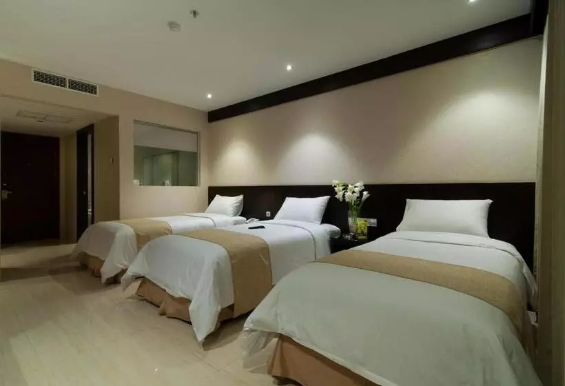 Fotos del hotel Aria Gajayana:  2
