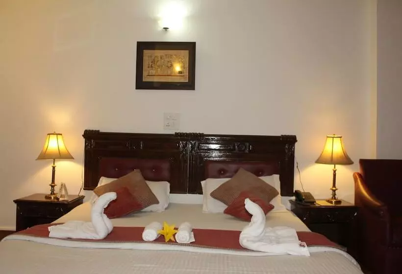 Fotos del hotel Vijay Villa:  11