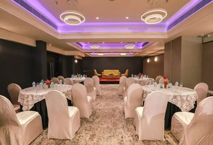 Fotos del hotel Vits  Bhubaneswar:  9