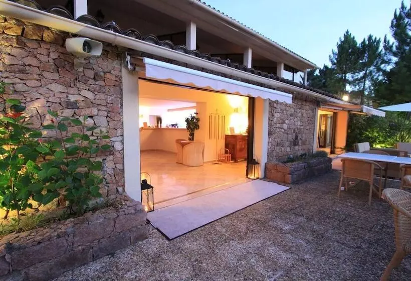 Fotos del hotel Le Domaine De L Oriu:  18