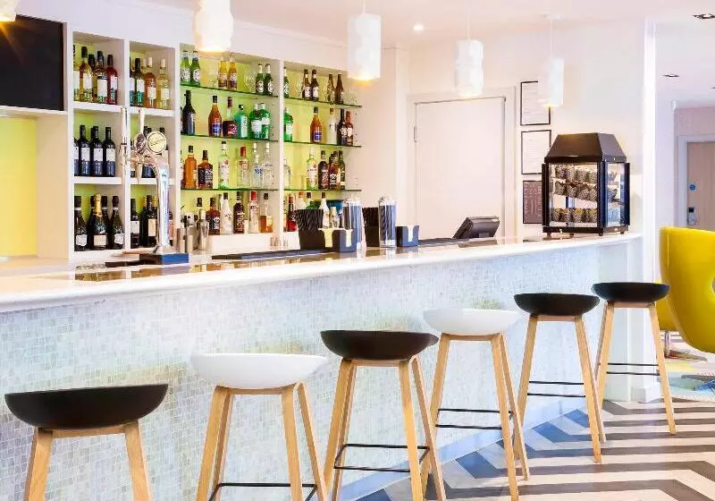 Fotos del hotel Ibis Styles London Heathrow:  19