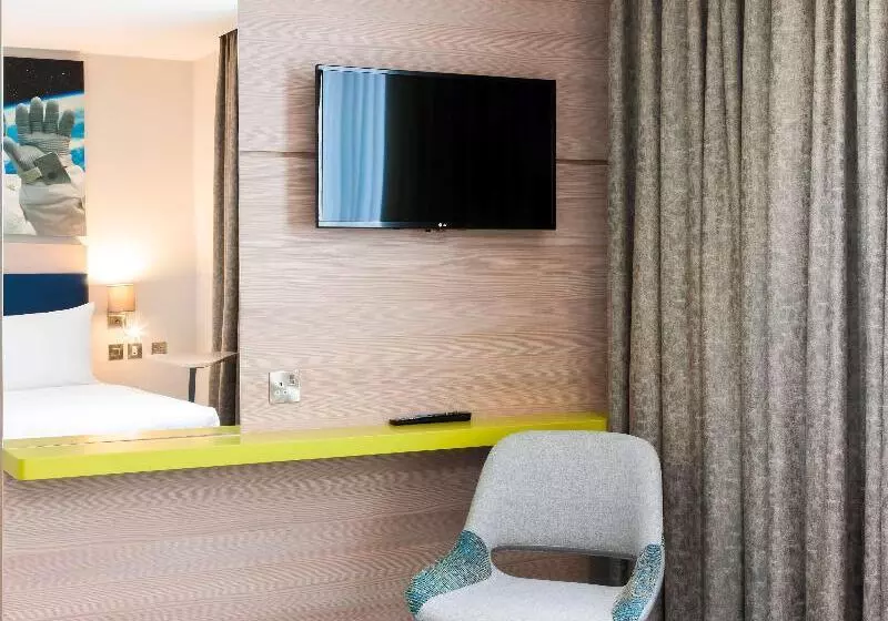 Ibis Styles London Heathrow