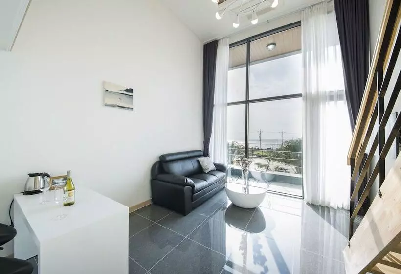 Fotos del hotel J Raum:  22