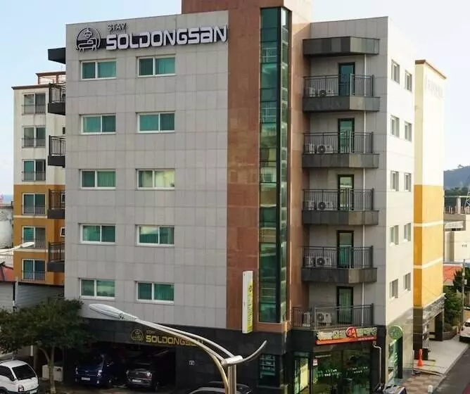 Dongwon