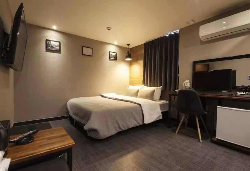 Fotos del hotel The Last  Nampo:  2