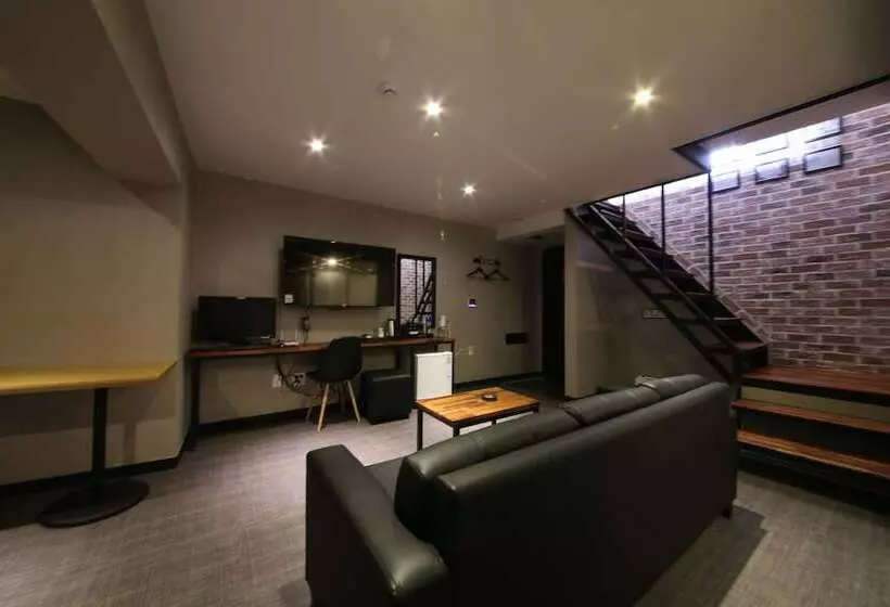 Fotos del hotel The Last  Nampo:  3