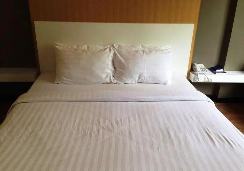 Fotos del hotel New Travel Lodge:  7