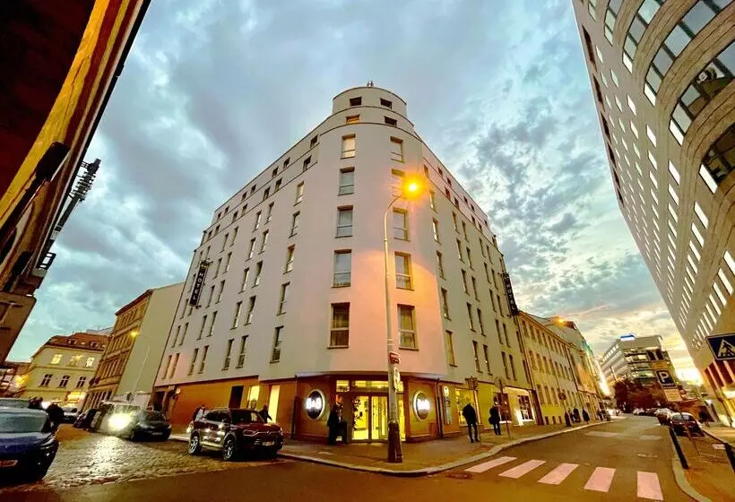 Fotos del hotel B&b Hotel Prague City:  10