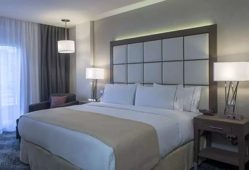 Fotos del hotel Holiday Inn Express & Suites Chihuahua Juventud:  13