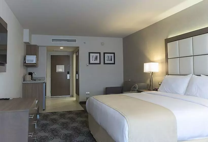 Fotos del hotel Holiday Inn Express & Suites Chihuahua Juventud:  6