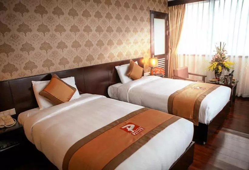 Fotos del hotel Halong Palace:  2