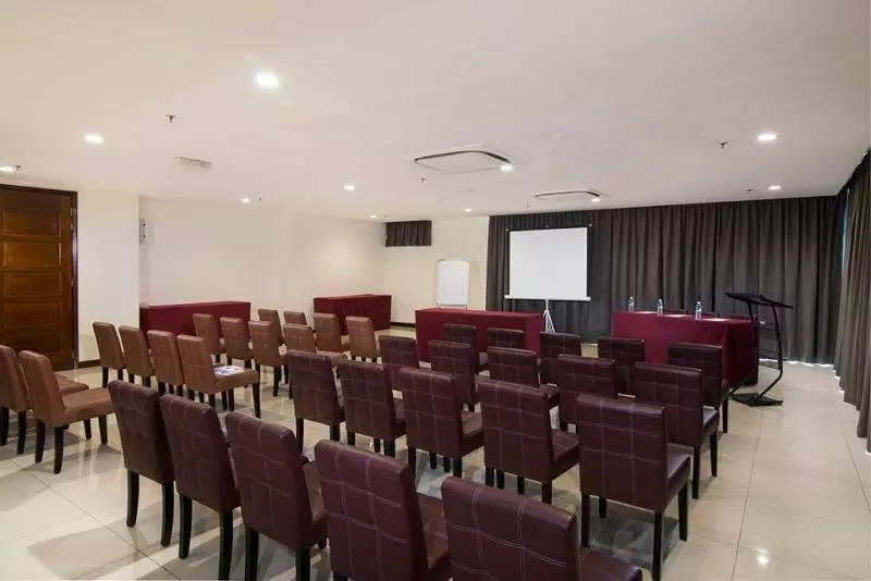 Fotos del hotel One Pacific Hotel And Serviced Apartments:  5