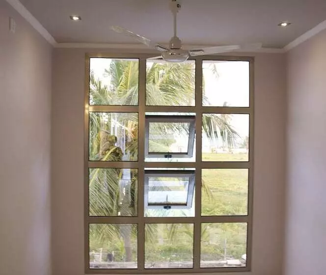Fotos del hotel White Sand Lodge:  21