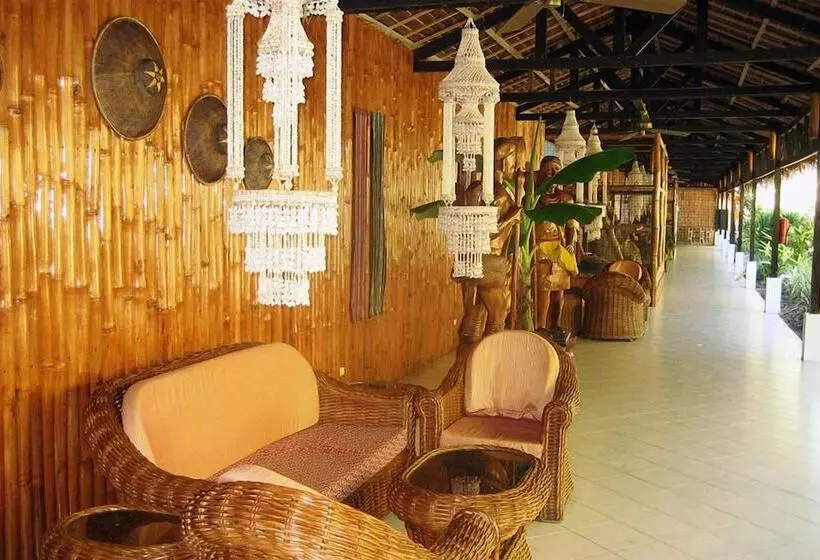 Fotos del hotel Whispering Palms Bungalow Resort:  2
