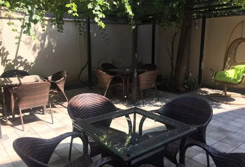 Fotos del hotel Iberia Didube:  5