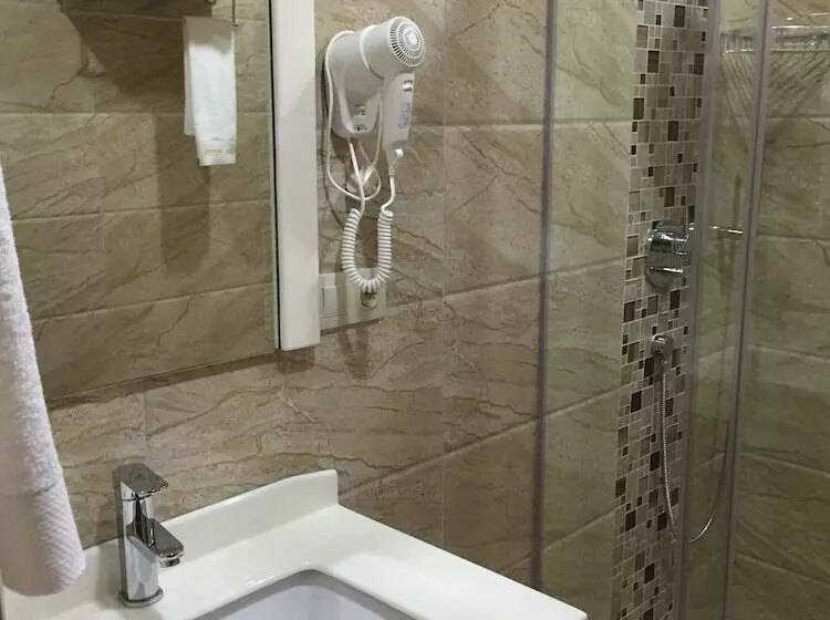 Fotos del hotel Iberia Didube:  10