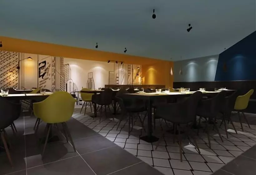 Fotos del hotel Iway International Holiday Apartment:  5