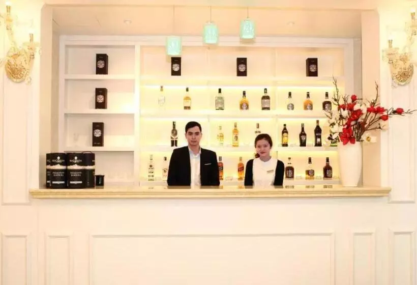 Fotos del hotel A1 Hill Hanoi:  13