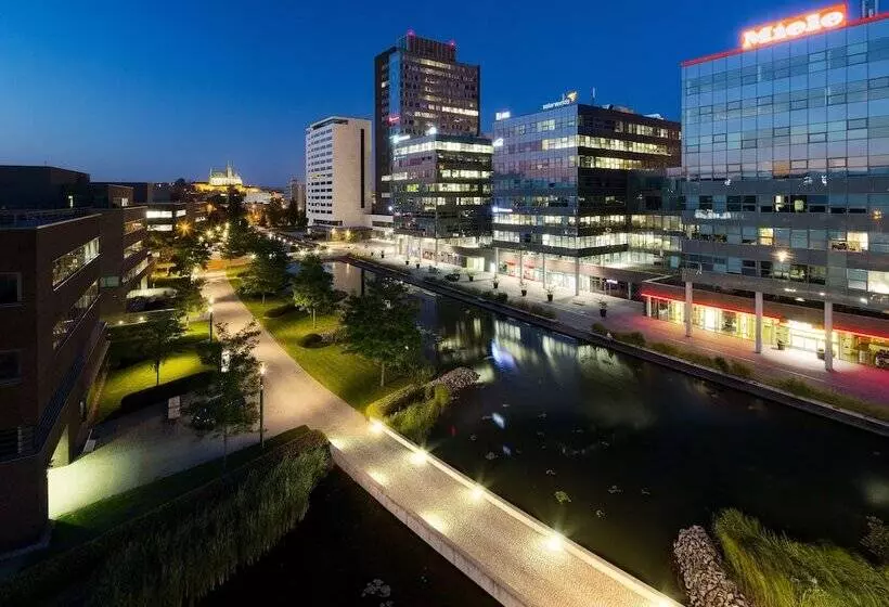 Fotos del hotel Courtyard By Marriott Brno:  7