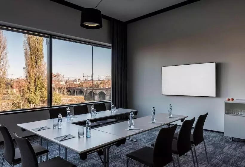 Fotos del hotel Courtyard By Marriott Brno:  15