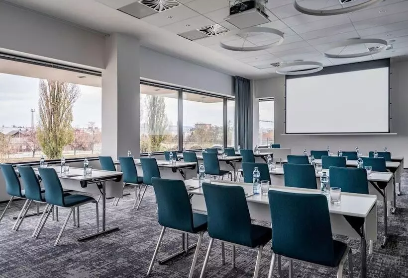 Fotos del hotel Courtyard By Marriott Brno:  12