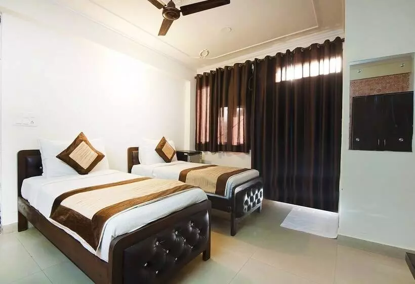 Fotos del hotel Charan Pahari:  9