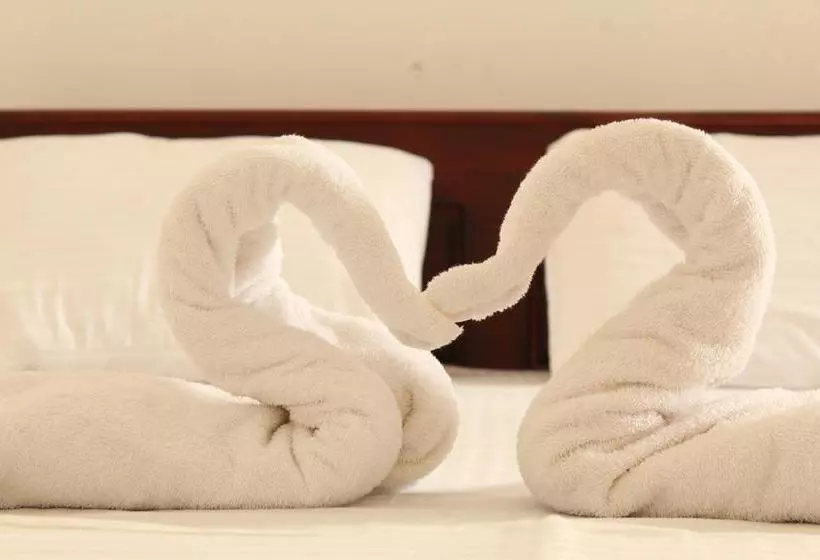 Fotos del hotel Pearl City:  12