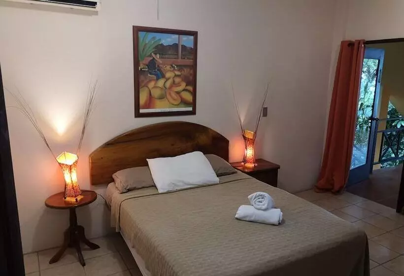 Fotos del hotel Mango Moon Villa:  3
