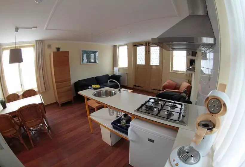 Fotos del hotel Old City Amsterdam Bed And Breakfast:  2