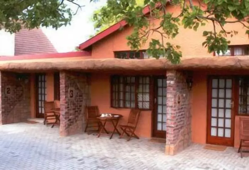 Fotos del hotel Treetops Guesthouse:  3