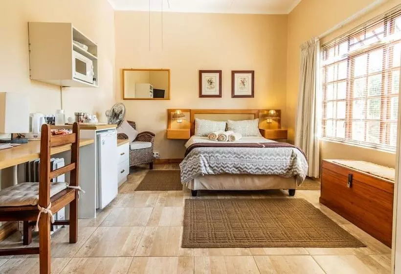 Fotos del hotel Treetops Guesthouse:  18