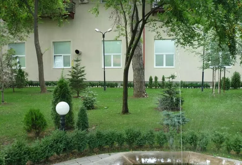 Fotos del hotel Baneasa Parc:  12